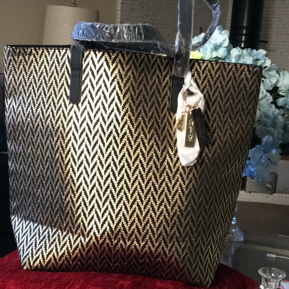 COPY - Shseido bag new